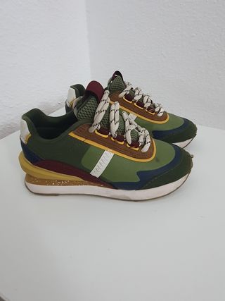 ZAPATILLAS DEPORTIVAS MONOCOLOR - Verde | ZARA España