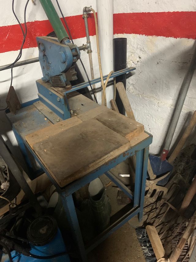 Guillotina manual hierro