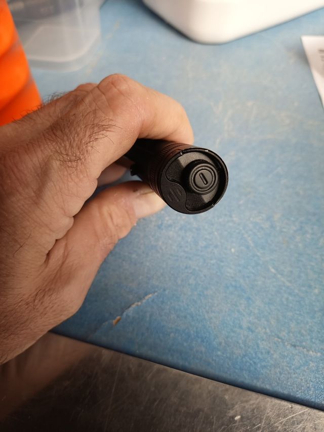 Linterna LED EDC Klarus E1 Reacondicionado 11512