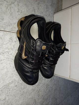 OFERTA! Zapatillas muelles de segunda mano por 10 EUR en Burgos en WALLAPOP