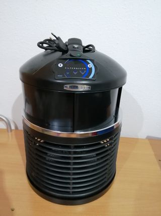 Purificador de aire Filterqueen Defender de segunda mano por 90 EUR en El  Vendrell en WALLAPOP