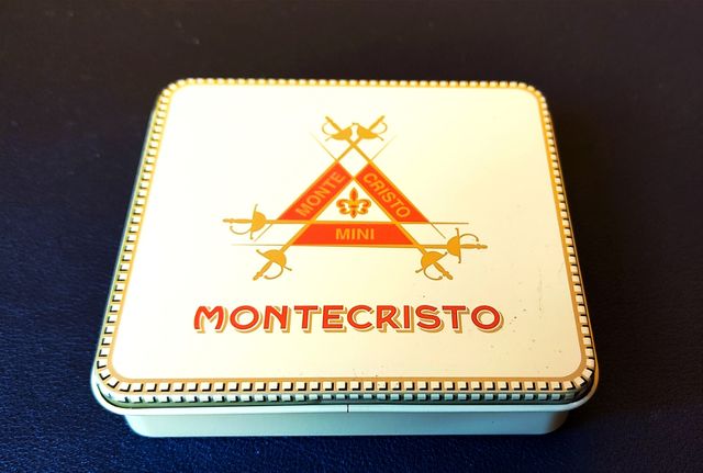 AÑOS 90 MONTECRISTO CAJITA METÁLICA PURITOS