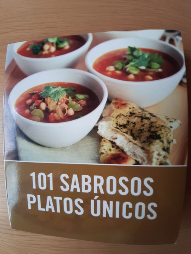 Libro de recetas 101 sabrosos platos únicos
