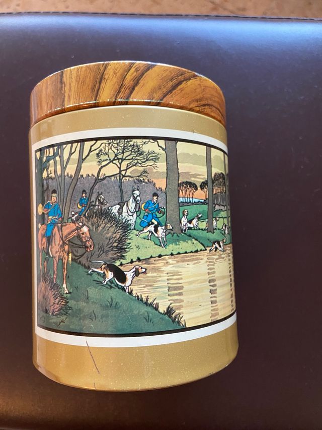 Bote de caramelos antiguo