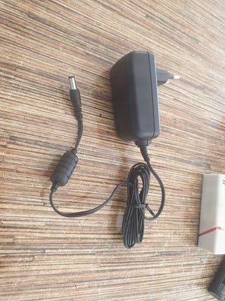 Fuente alimentación TV BOX 12V 2A m4 fuengirola