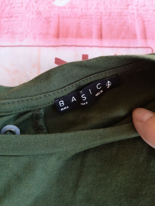 Camiseta Stradivarius Trenzada x espalda T. S-M,