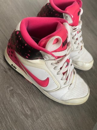 Zapatillas nike de segunda mano por 25 EUR en Coslada en WALLAPOP