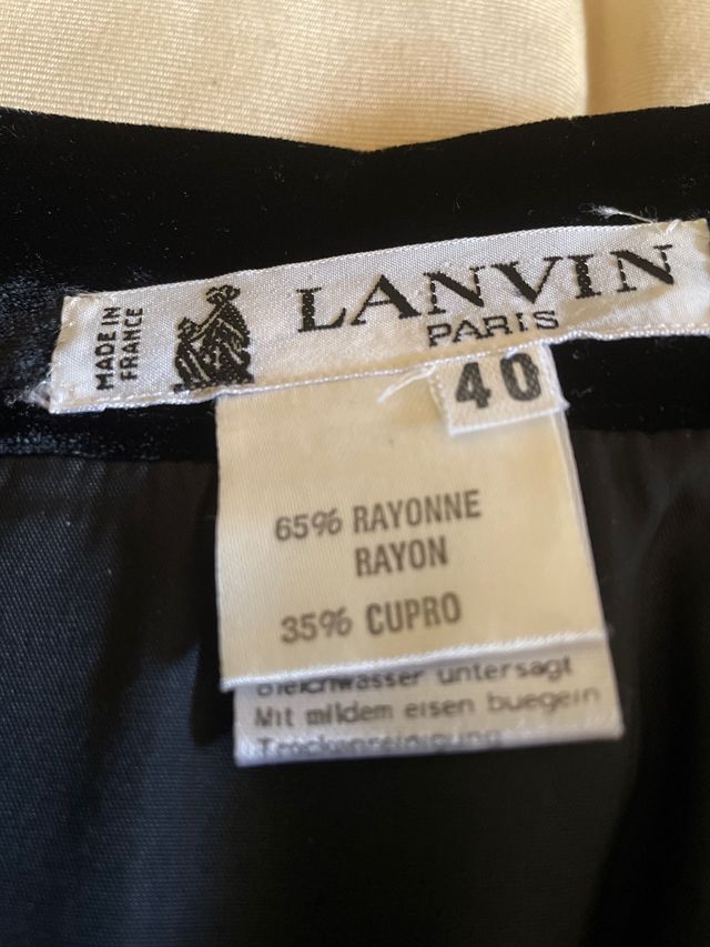 Falda de terciopelo negra