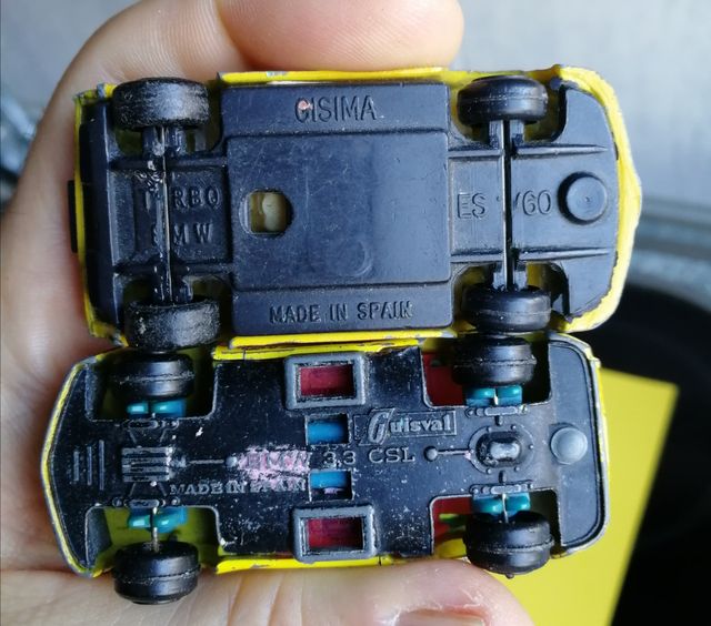 Cochecitos en miniatura de la década de los 80