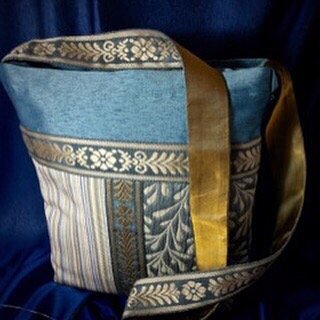 Bolso artesanal con mágia, hecho a mano.
