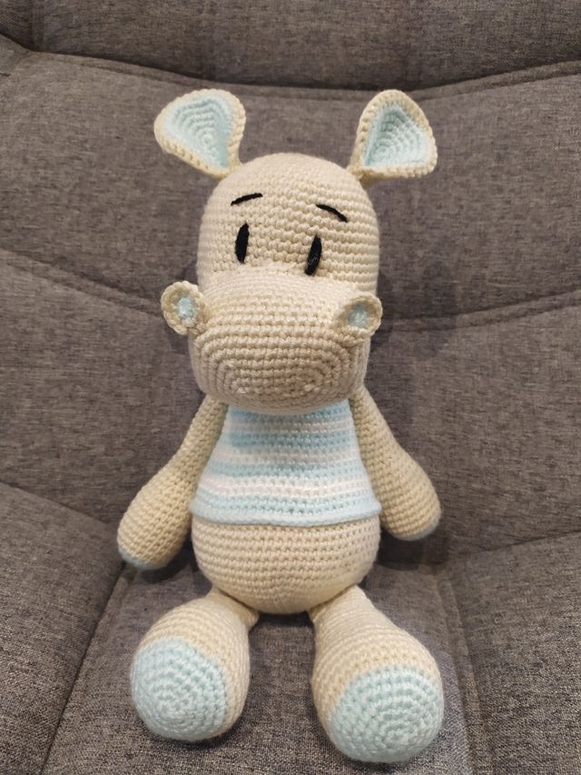 Peluche Rino amigurumi