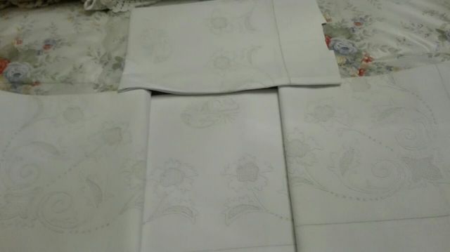 Sábanas BORDADAS a mano