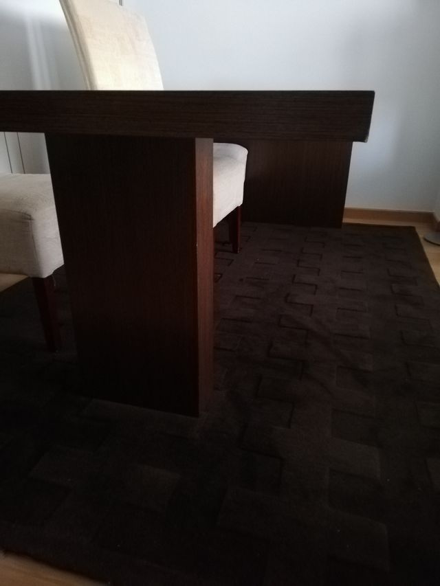 Mesa comedor de wenge. de diseño.