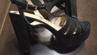 Sandalias de cuña de vestir de segunda mano en Barcelona en WALLAPOP