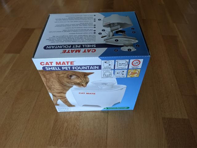 Fuente de agua para gatos