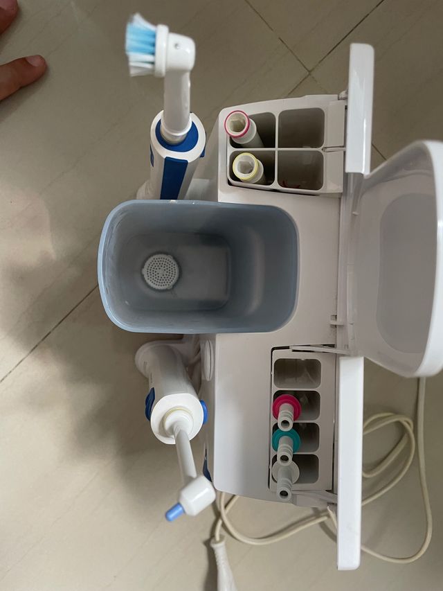 Cepillo electrico oral b con irrigador