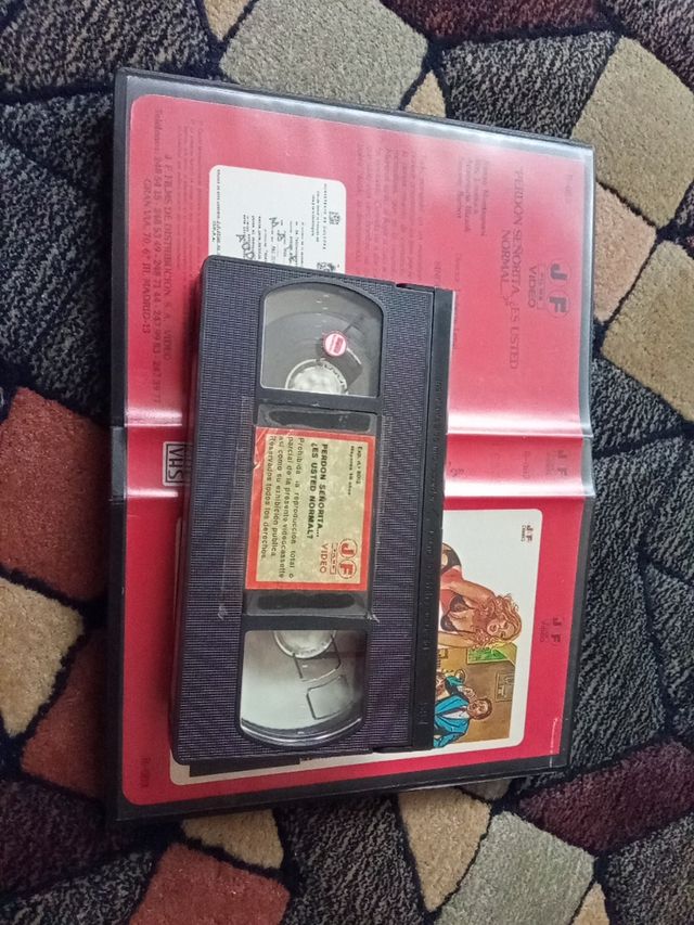 PERDÓN SEÑORITA, ES USTED NORMAL? (Pelicula VHS)