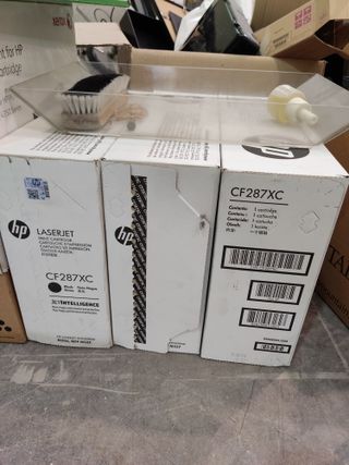 Toner hp laserjet cf287xc de segunda mano por 140 EUR en Sedaví en WALLAPOP