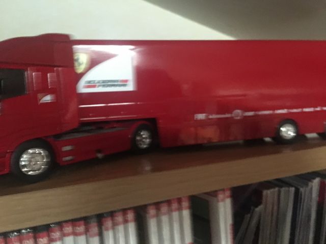 Iveco camión escudería Ferrari