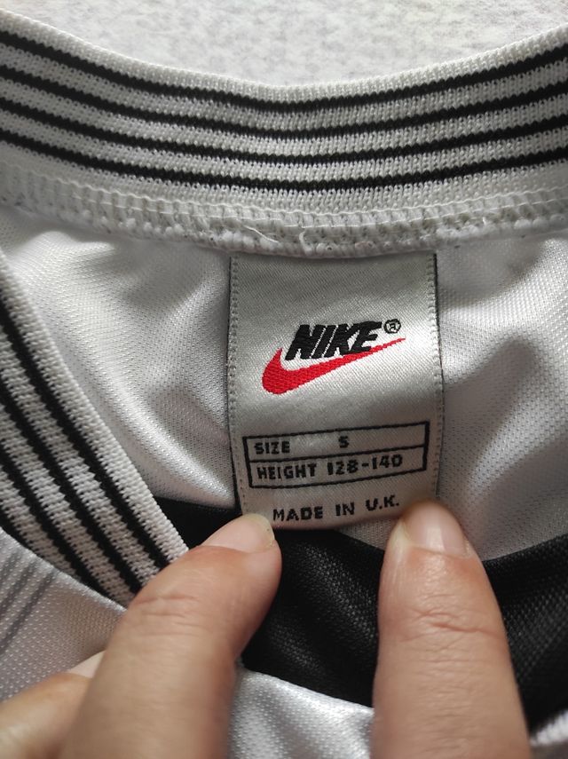 Camiseta deportiva, talla S de niños. Nike