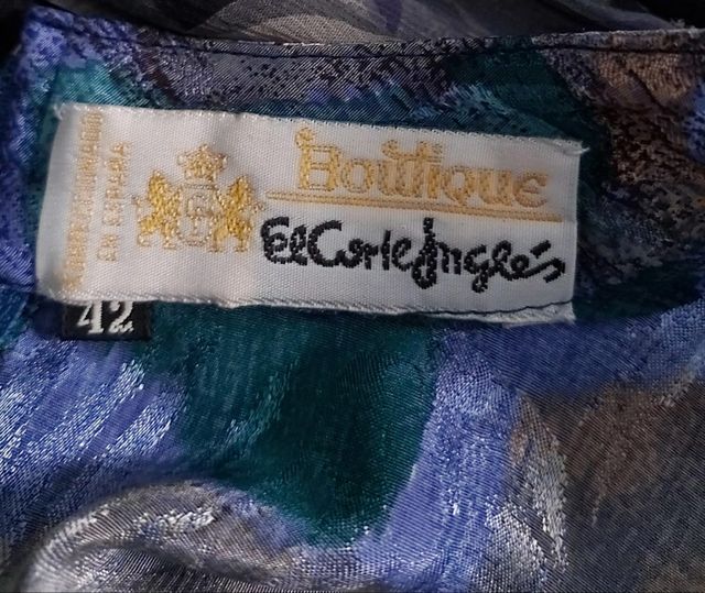 vestido estampado en tonos azules