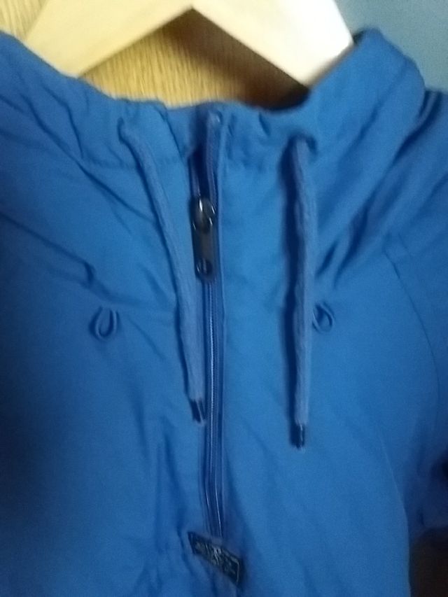 Chaqueta de entretiempo azul con gorro