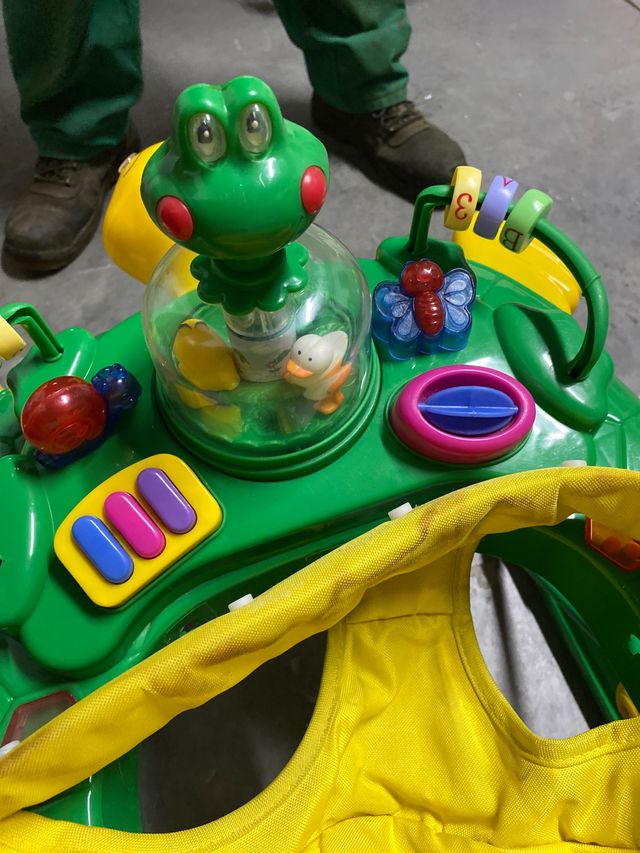 Andador con mesa de actividades nurse