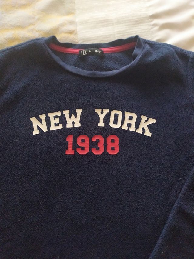 Bata niño talla 9-10 + regalo pijama talla 11