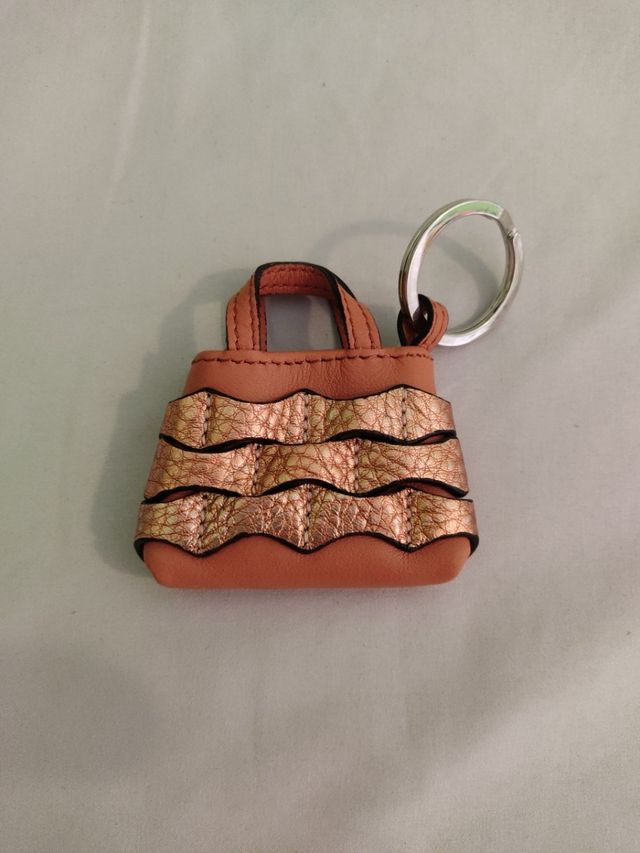 Llavero LUPO miniatura bolso La Pedrera nuevo