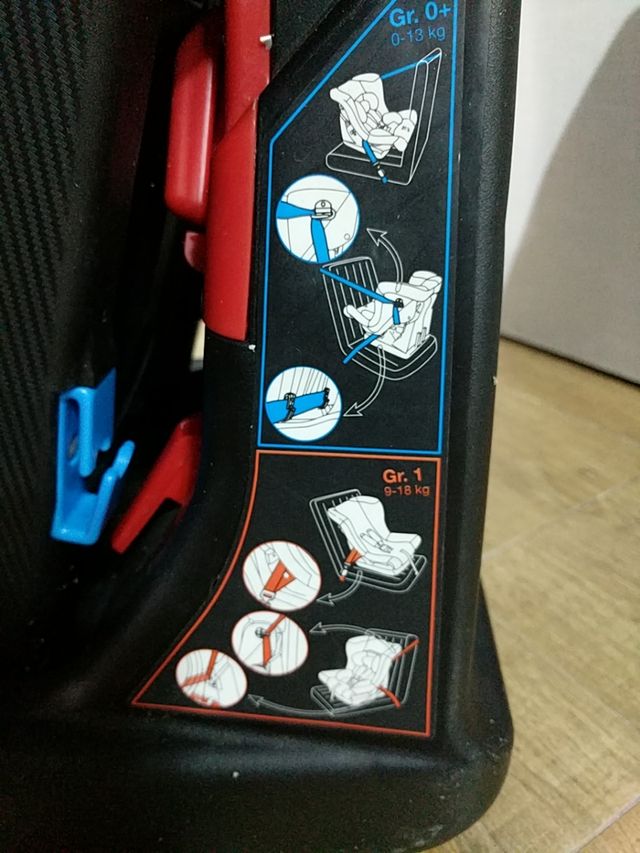 silla coche marca Chicco 