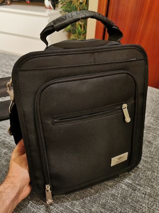 Maletín de vuelo de segunda mano por 50 EUR en Corredoria en WALLAPOP