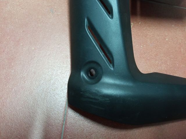 Carcasa/Protector/Cubreradiador Triumph Street