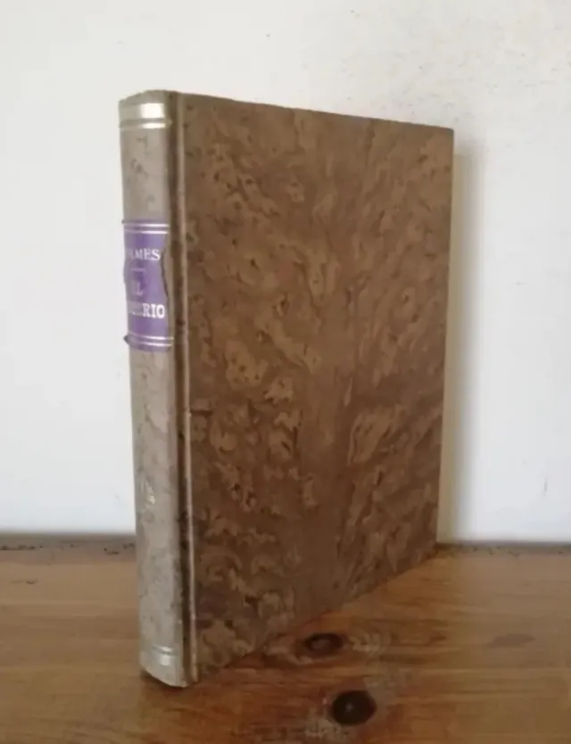 Libros variados, en tapa dura, a 16 € cada uno