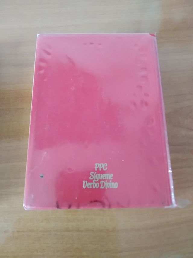 la Biblia y el nuevo testamento