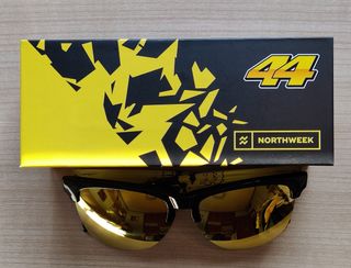 Gafas de sol NORTHWEEK Fan Pol Espargaro de segunda mano por 15 EUR en  Zaragoza en WALLAPOP