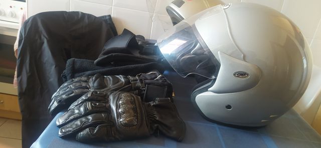 Cascos, guantes, pantalón, antirrobo,... MOTO