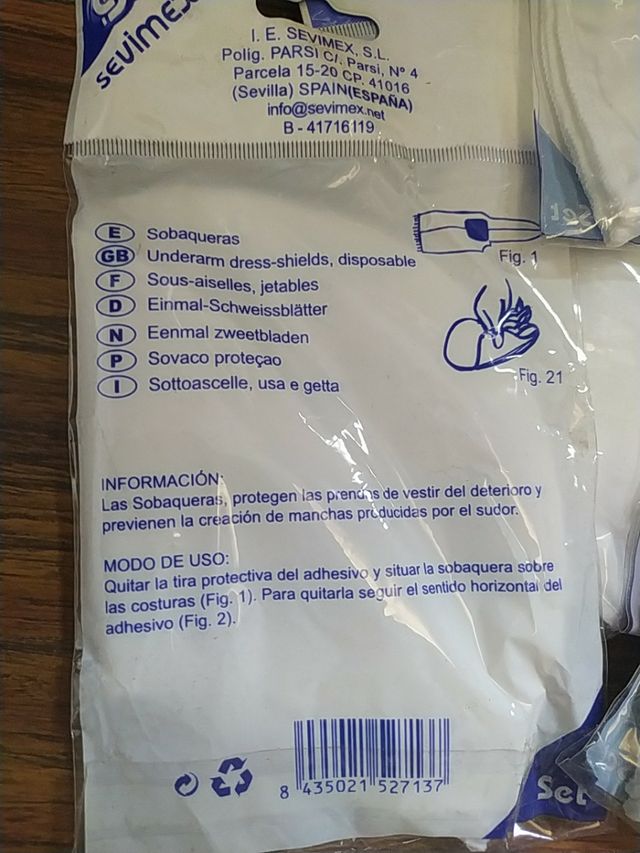 14 Sobaquera con adhesivo