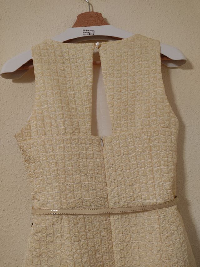 VESTIDO JACQUARD AMARILLO. Impecable!!