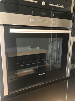 Horno Siemens de segunda mano por 250 EUR en Vista Alegre en WALLAPOP