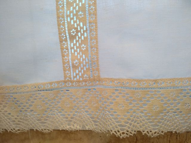 VISILLO DE SEMIHILO Y ENCAJE