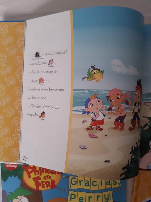 4 libros infantiles y 5 cuentos