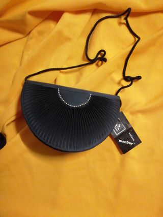 Bolso de fiesta Menbur para fiestas. nuevo de segunda mano por 30 EUR en  Moli Blanquillo en WALLAPOP