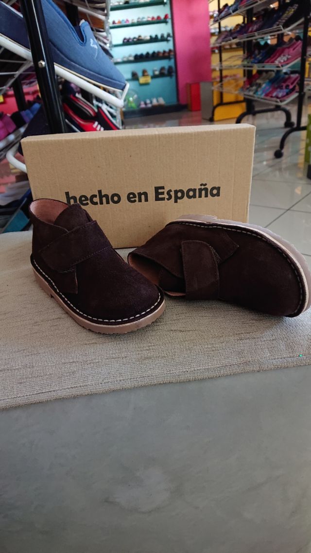Botas piel para niño Nuevas sin estrenar