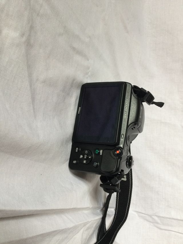 Cámara Nikon COOLPIX L820