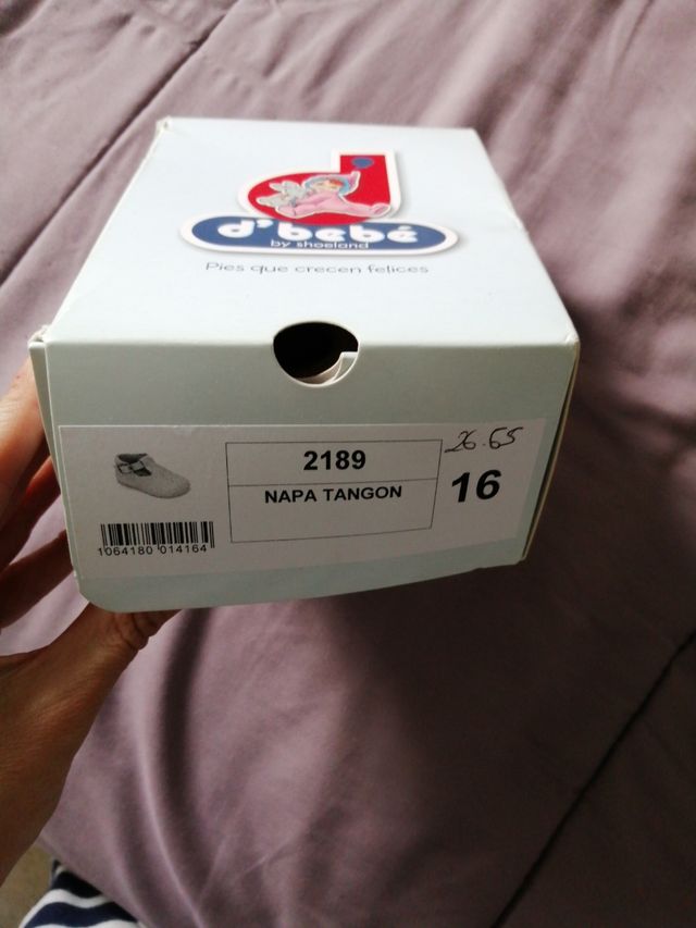 Zapatitos color crema talla 16