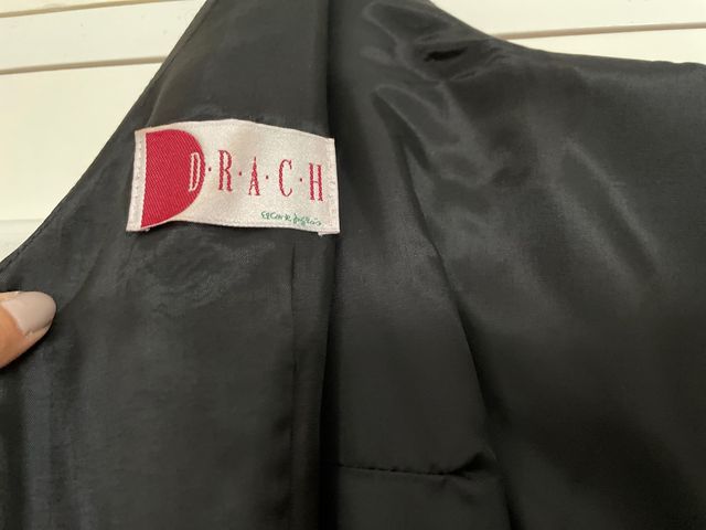 Vestido clásico negro