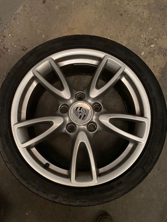 Llantas 18 y neumáticos  Porsche 997 mk2