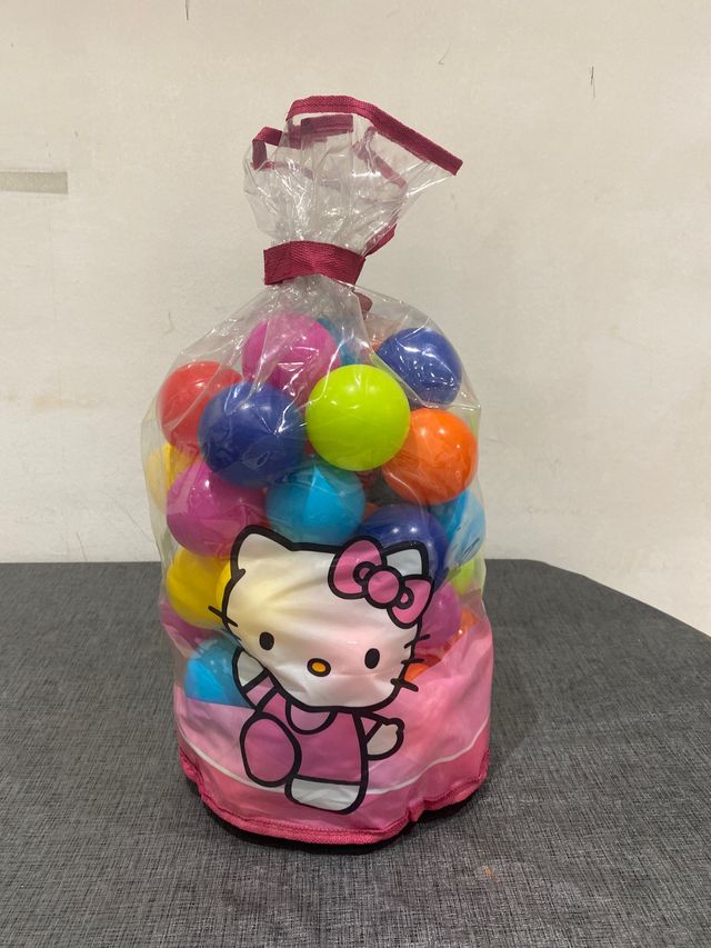 Bolsa con 50 bolas hello kitty