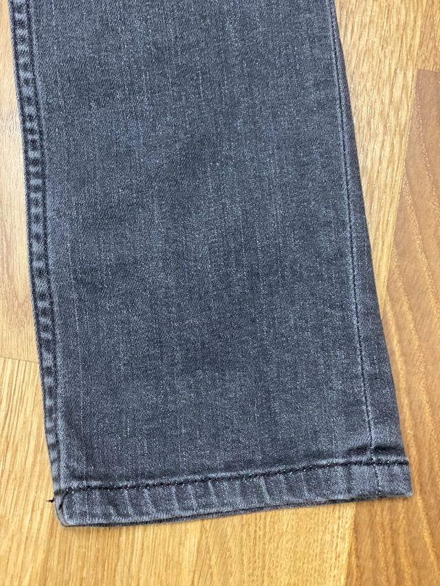 Pantalón vaquero para niño talla de 10.  Billabong