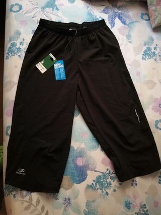 3 Pantalones RUNNING DECATHLON de segunda mano por 12 EUR en Zaragoza en  WALLAPOP